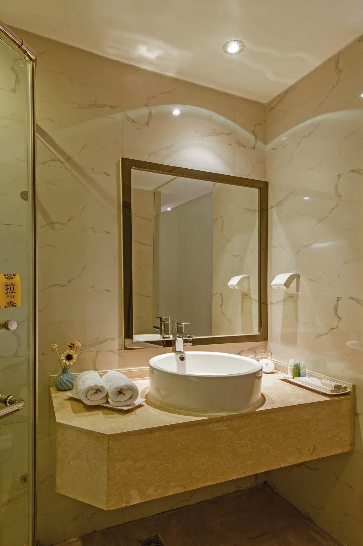 Chengdu Xuanya Yingyue Hotel Buitenkant foto